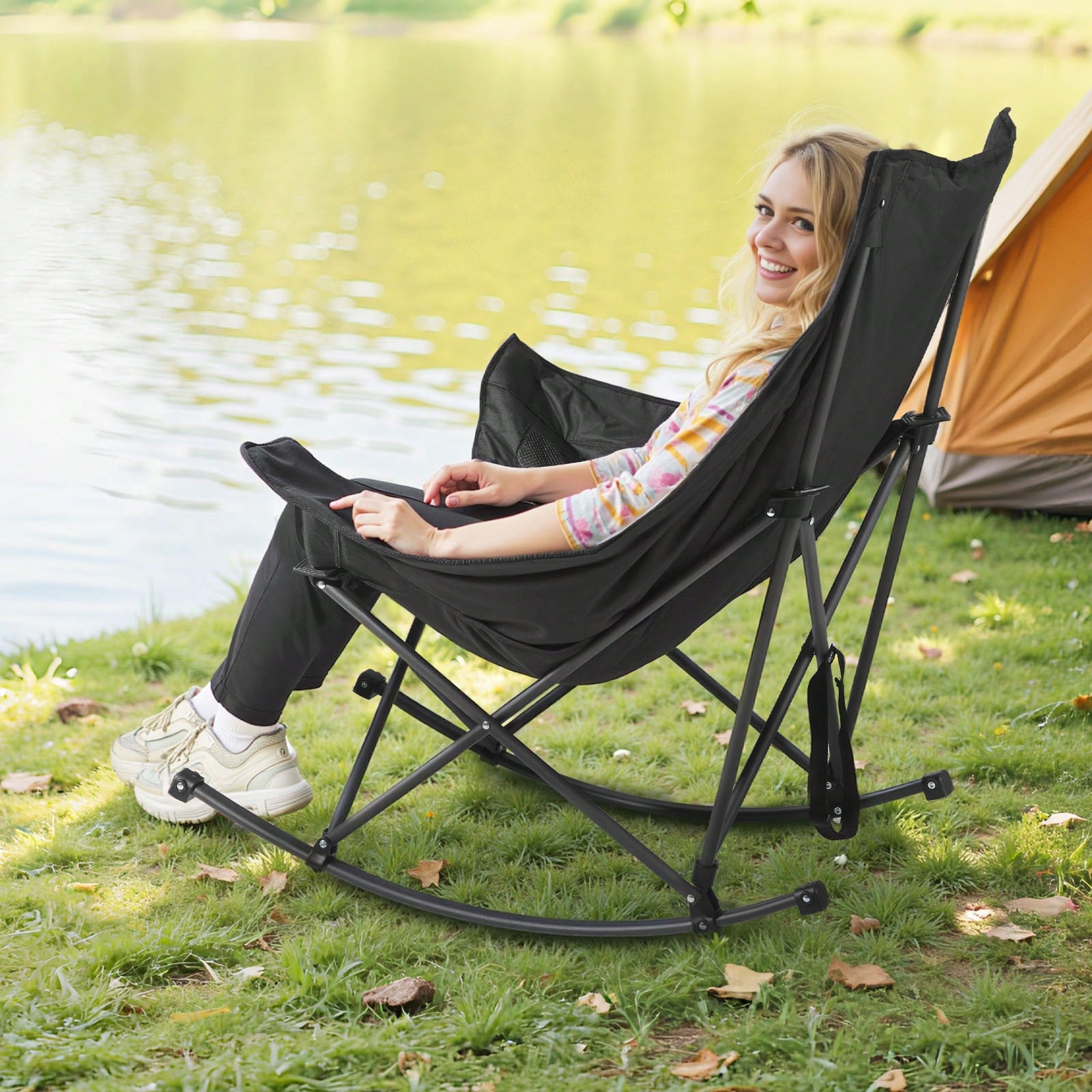 Outdoor Camping Rocking Chair - ロッキングキャンプチェア、持ち運び可能な折りたたみ式ロッキングチェア、カップホルダーとポケット付きの頑丈なガーデンチェア、耐荷重225ポンド、屋外のパティオ、裏庭、ポーチ、庭で使用できる、全面パッド入りのキャンプチェア。