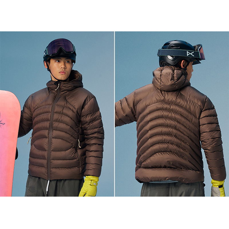 90％のホワイトダックダウンを使用した、軽量で撥水性のある、 - Outdoor Camping Jacket のレビューと価格